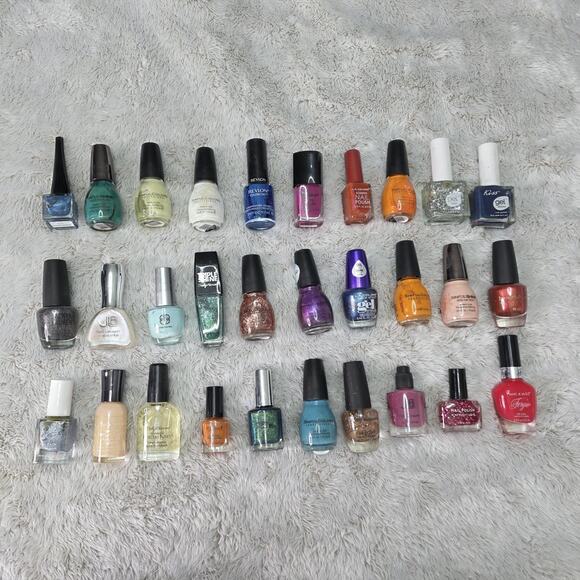 Mixed lot of Nail Polish Lot of 30 Assorted Colors Lot 2 - Picture 2 of 16